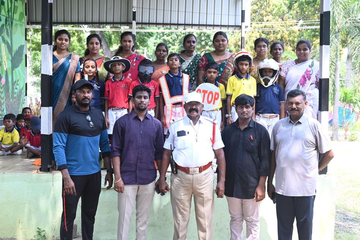 Students, teachers and a traffic police officer at the traffic park